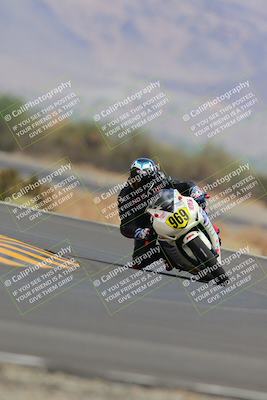 media/Sep-11-2022-SoCal Trackdays (Sun) [[81b7e951af]]/Turn 14 (1130am)/